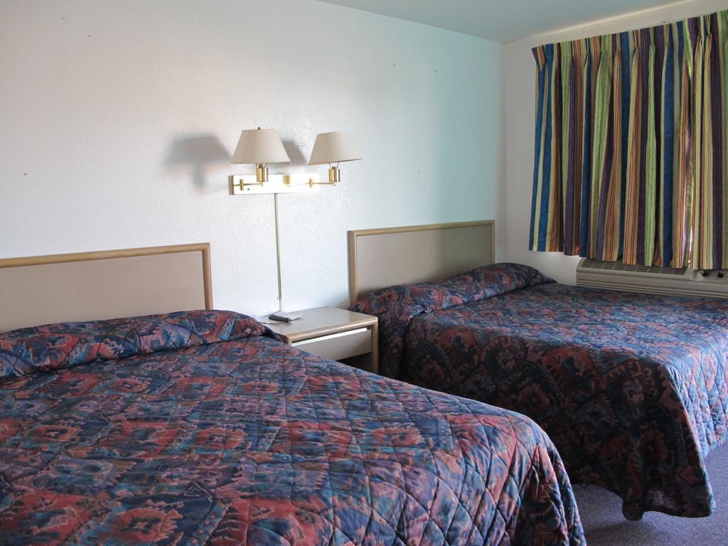 Economy Inn Ontario Rom bilde