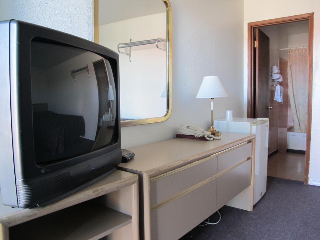 Economy Inn Ontario Rom bilde