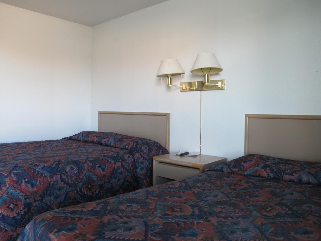 Economy Inn Ontario Rom bilde